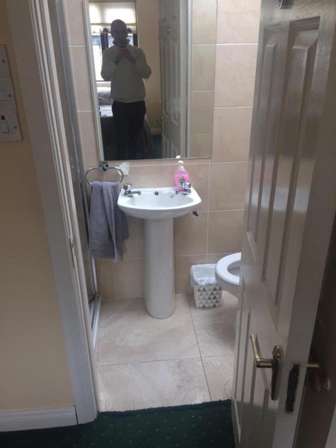 Edwards Cosy B&B Galway Esterno foto