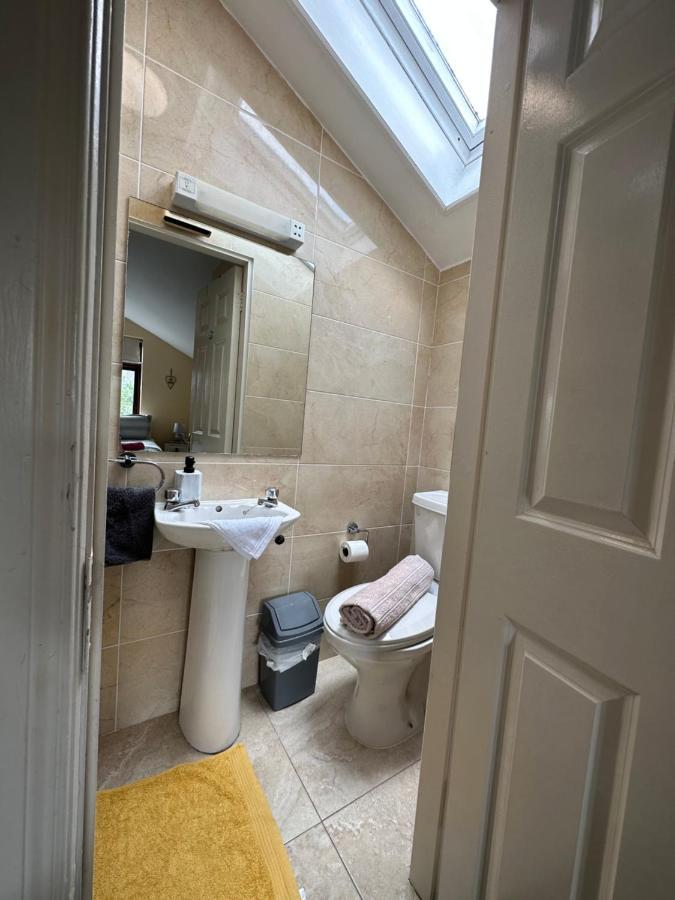 Edwards Cosy B&B Galway Esterno foto