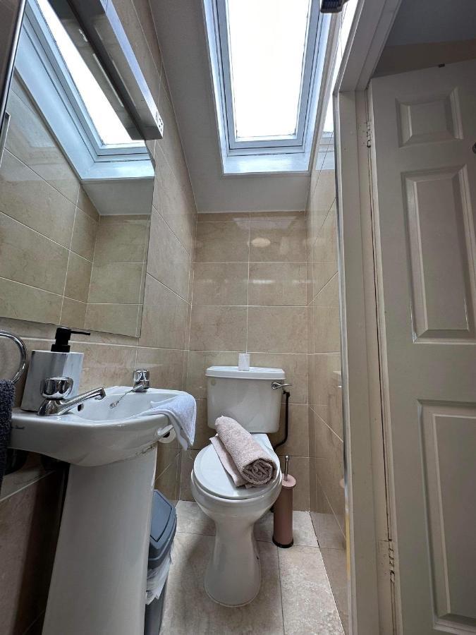Edwards Cosy B&B Galway Esterno foto
