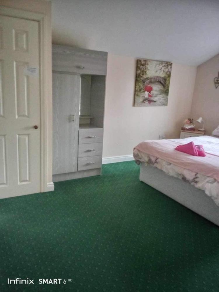 Edwards Cosy B&B Galway Esterno foto