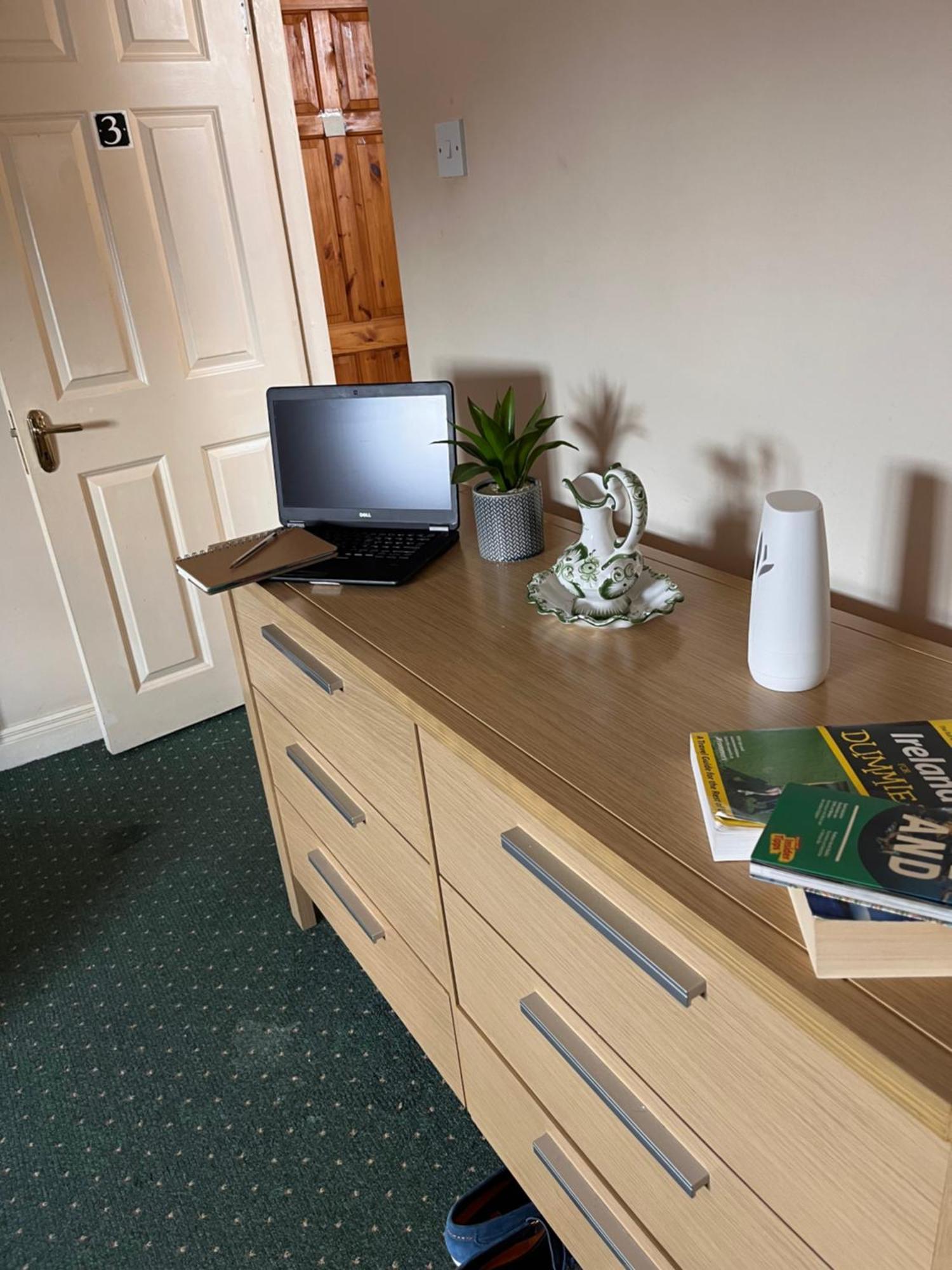 Edwards Cosy B&B Galway Esterno foto